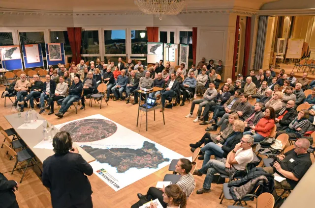 Melsungen: 1. Bürgerforum in der Melsunger Stadthalle